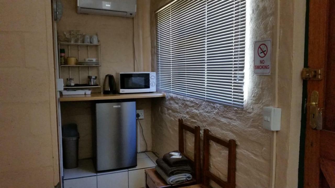 Calvinia Guesthouse Exterior foto